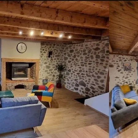 Au Coin Des Amis Holiday home *