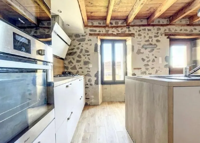 Au Coin Des Amis Holiday home *