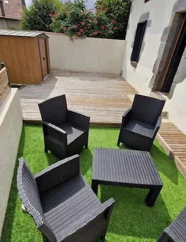 Holiday home Au Coin Des Amis Aurillac